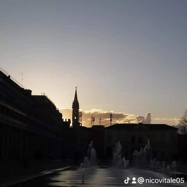 Brevi Periodi Reggio Emilia Apartment ภายนอก รูปภาพ